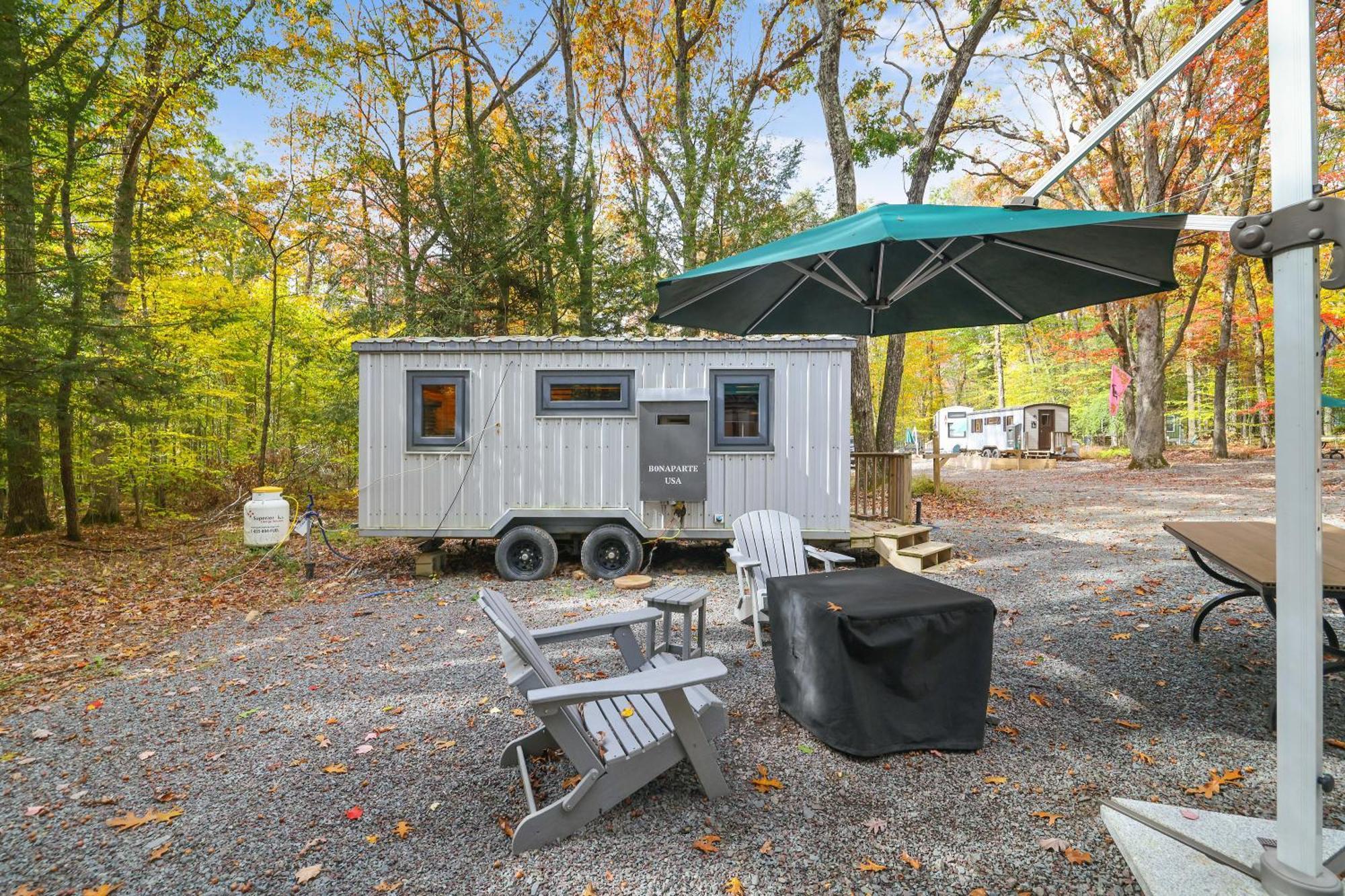 Camptel Poconos Lodging Albrightsville Exterior foto